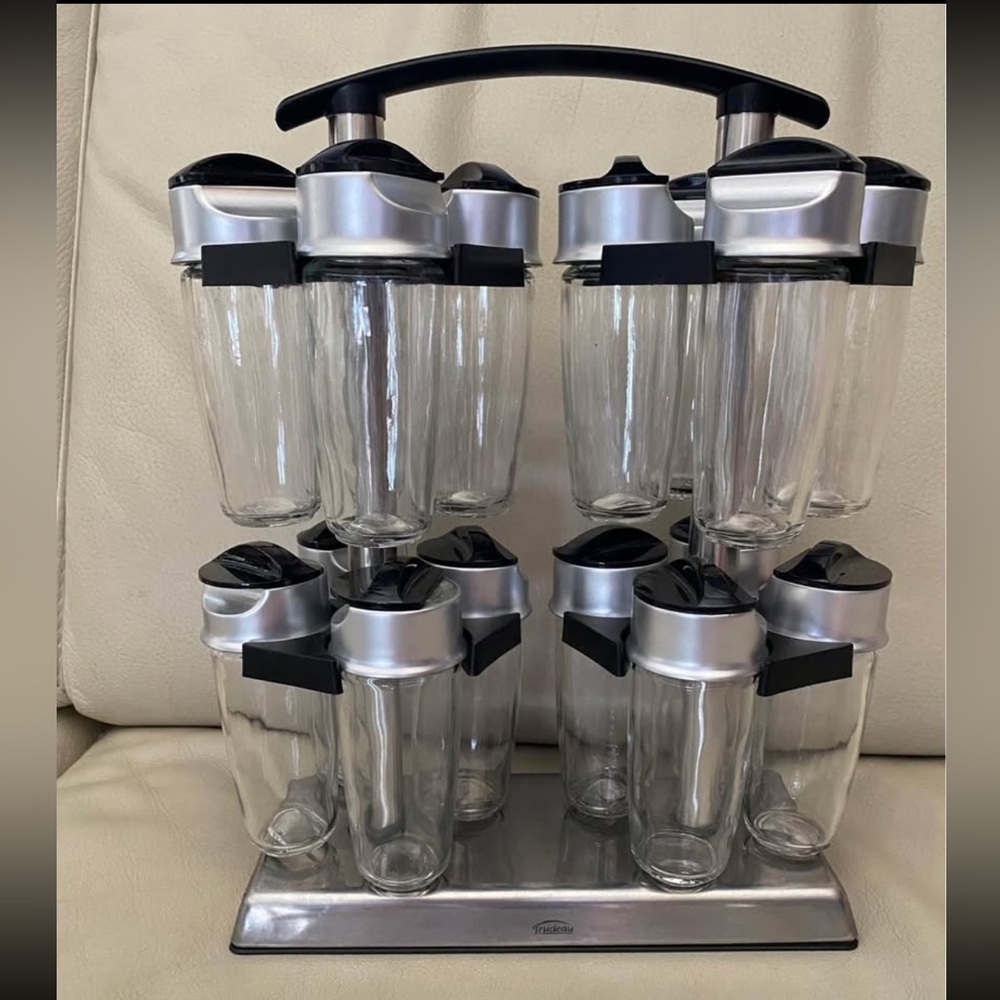Trudeau Quad Carousel Spice Rack and Spices
